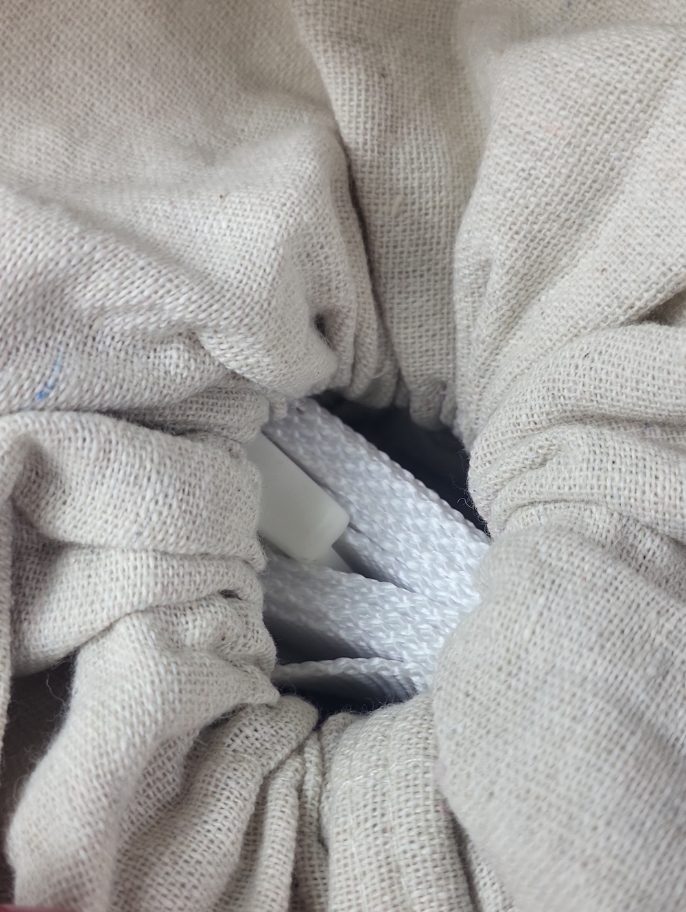 Circa Bed Wrap - Haze White. Size King - Picture 2 of 10